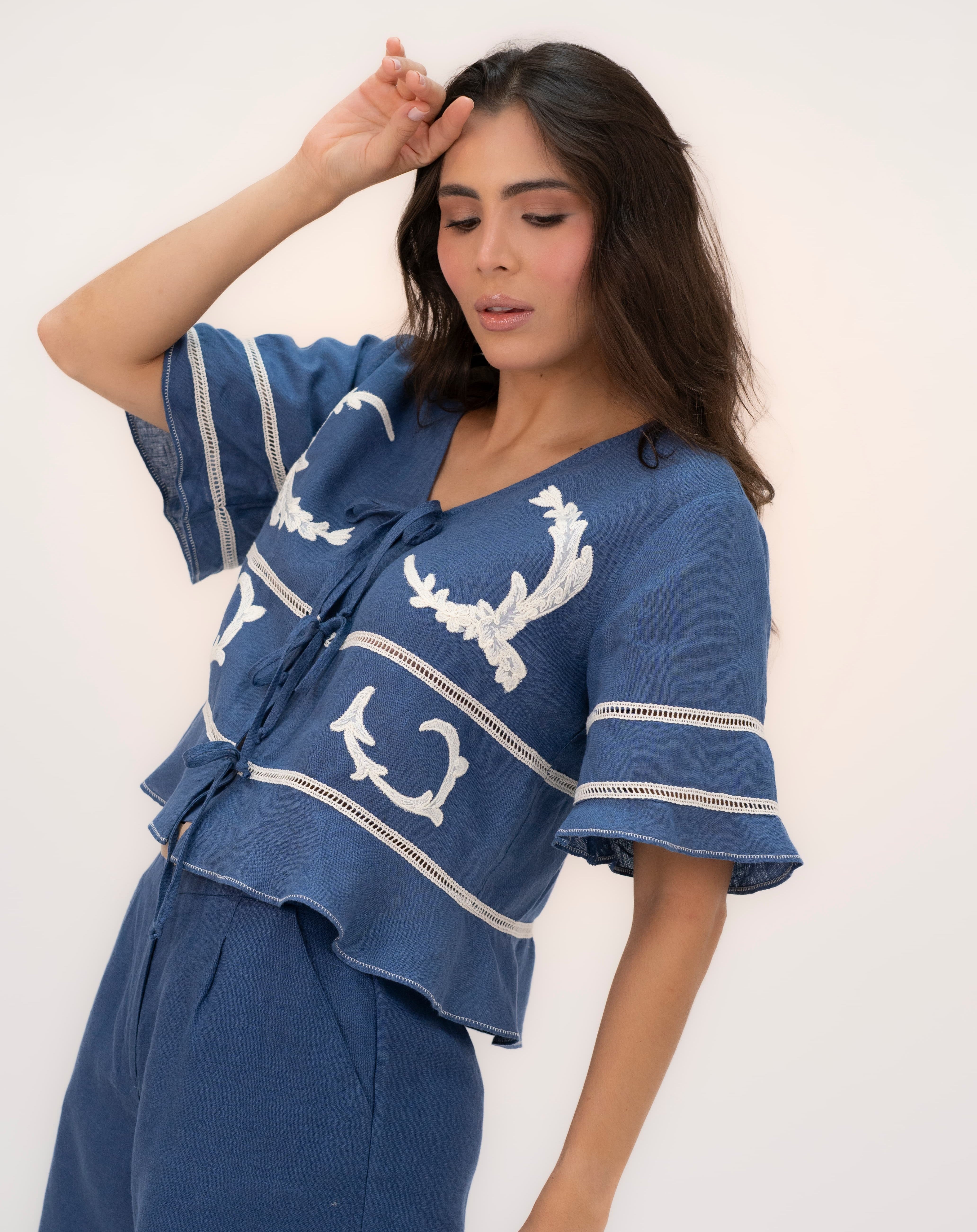 BLUSA LAUREL
